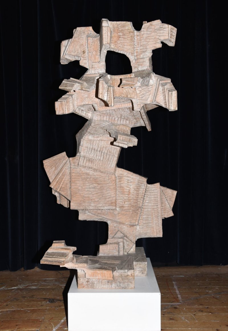 Articolazione nello spazio (Martin Demetz 1966, collezione Museum Gherdëina) Articolazione nello spazio (Martin Demetz 1966, collezione Museum Gherdëina)