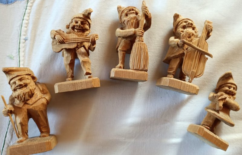 Zbergli ziplei da anda Trina Zbergli ziplei da anda Trina